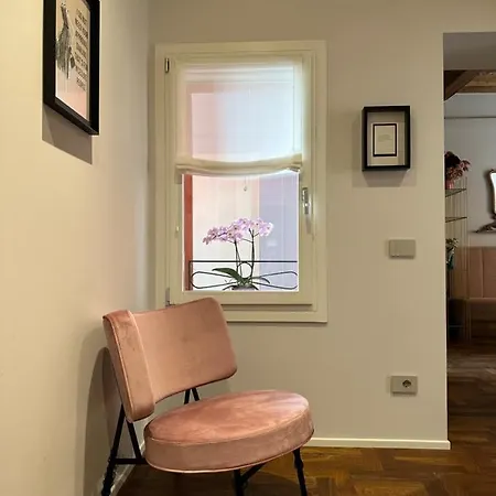 Coco21 Bed & Breakfast