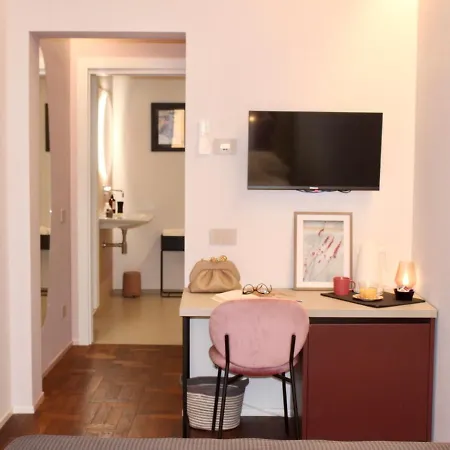 Coco21 Bed & Breakfast *